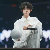 Trần Dịch Hằng