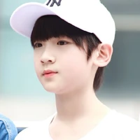 Trương Tuấn Hào•lúc nhỏ•