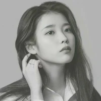 lee jieun ( mẹ hắn)
