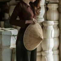 Lê Thị Mẫn(mẹ của cậu)