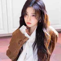 Kang Hyewon