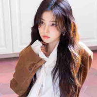 Kang Hyewon