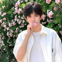 Hoàng Cự Giải_@giaidekhoc