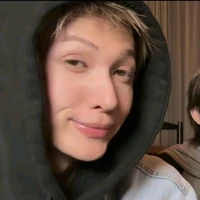 Zina đẹp traiii🌻