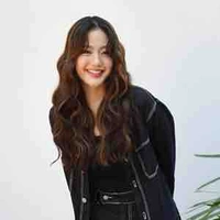 Dandao Yamapai (bạn cô)