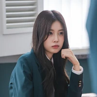 Kang Hyewon