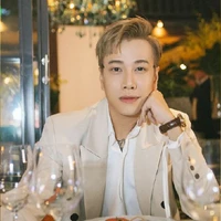 lou hoàng