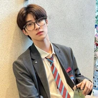 Blue Pongtiwat Tangwancharoen