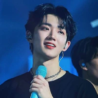 HYEONGSEOP (AHH HYEONGSEOP)