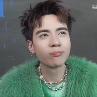 Lê Quang Hùng[O]