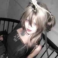 Tạ Hoàng Uyên-Trợ lí cảnh sát