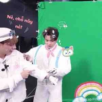 AllBot Trừ ai không có mặt 