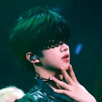 Trương Hàm Thụy