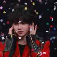 Trương dịch nhiên _ y 