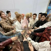 Mấy ah top