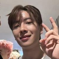 nicky | trần phong hào