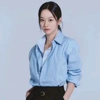 Lee Hyeri ( cô )