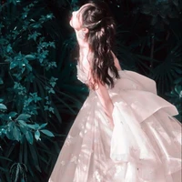 Nhân vật phụ Nữ