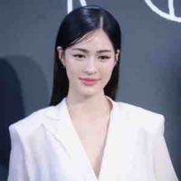 Lingling(Chị)