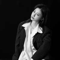 Viên Nhất Kỳ- cô