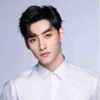 Hùng Huỳnh