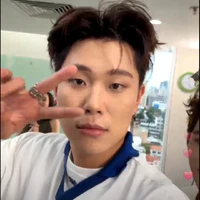 tgia bị khùng