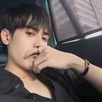 Lê Quang Hùng-Phone