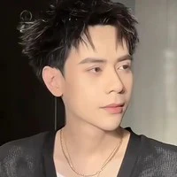 Lê Quang Hùng 