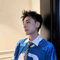 Lê Quang hùng 