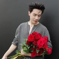 Q.Hùng