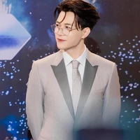 ANH TÚ