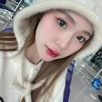 June(bạn nàng)