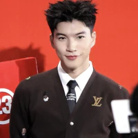 HIEUTHUHAI•Trần Minh Hiếu