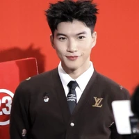 HIEUTHUHAI•Trần Minh Hiếu