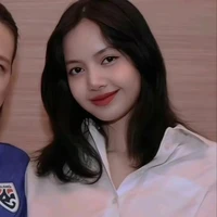 LaLiSa Manobal (cô)