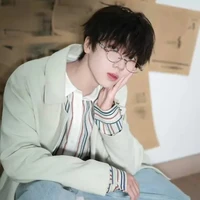 Nhiếp Vĩ Thần ( T )