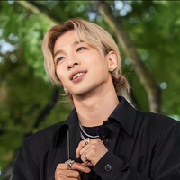 Dong Young-bae