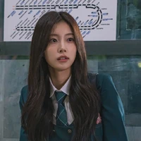 Kang Hyewon