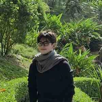 H.Hùng