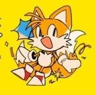 Tails _Cặm cụi vào đống giấy tờ_