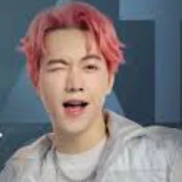 SƠN