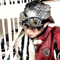 Chu Chí Hâm (em, cậu...)