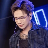 Lou (Hoàng Kim Long)