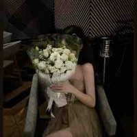 Minh Chi Hàn(mẹ em)