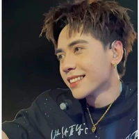 quang hùng