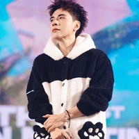 tổng tài bay tới đâyyy(tg)