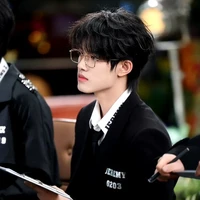 Trương Cực_em