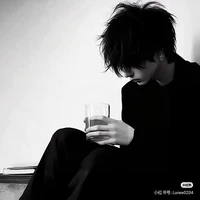 Bách Thái Ưng / @Baobinh