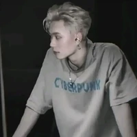 Dương Domic (Bống:)) -E