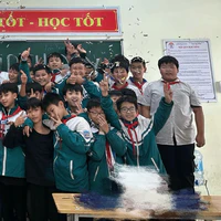 Nhóm nam